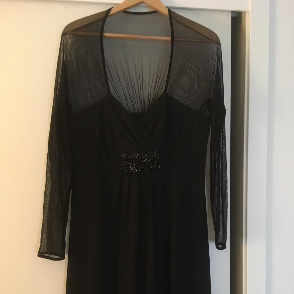 Donna Ricco Black Dress